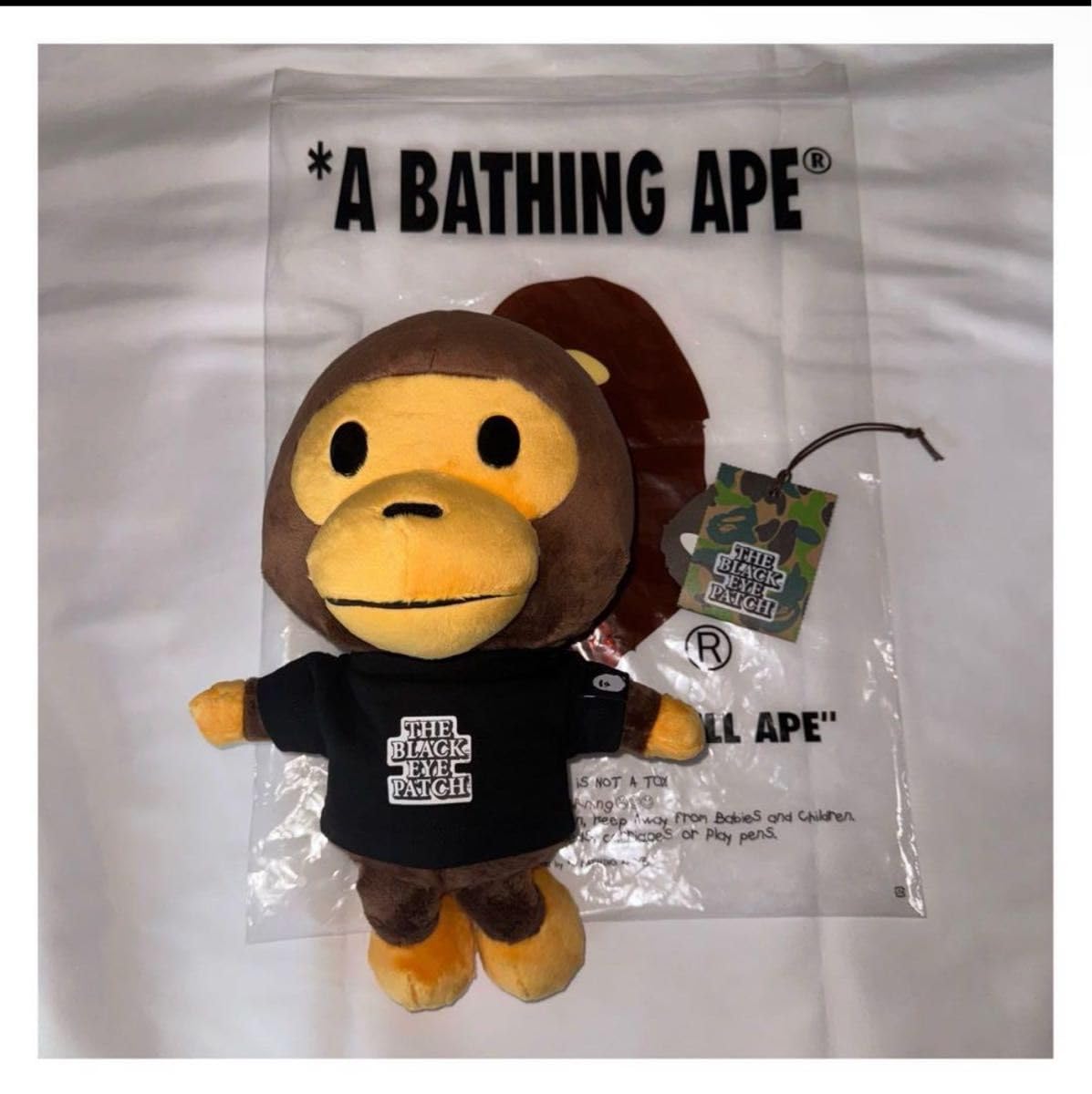 A BATHING APE x Black Eye Patch Milo